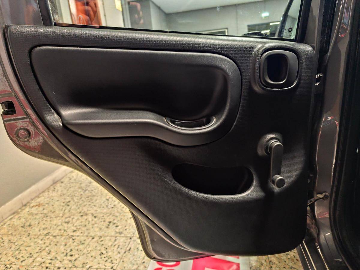 fiat-panda-2023-hibrido-a-gasolina-999cc