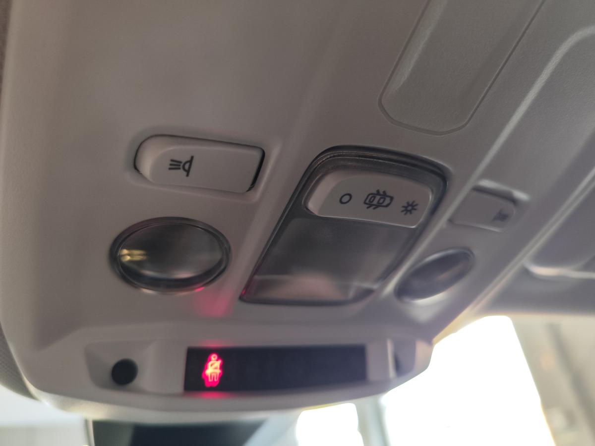 peugeot-2008-2022-diesel-1499cc