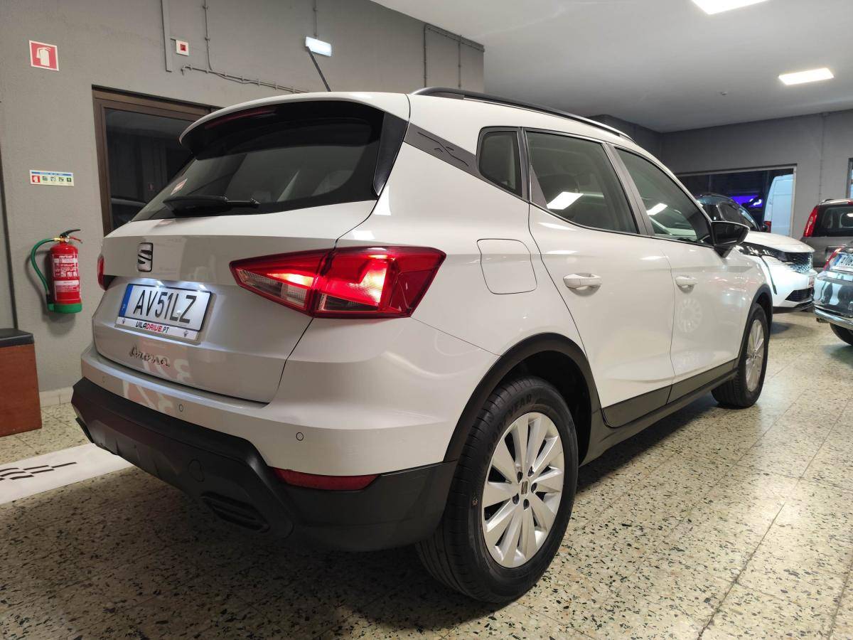 seat-arona-2022-gasolina-999cc