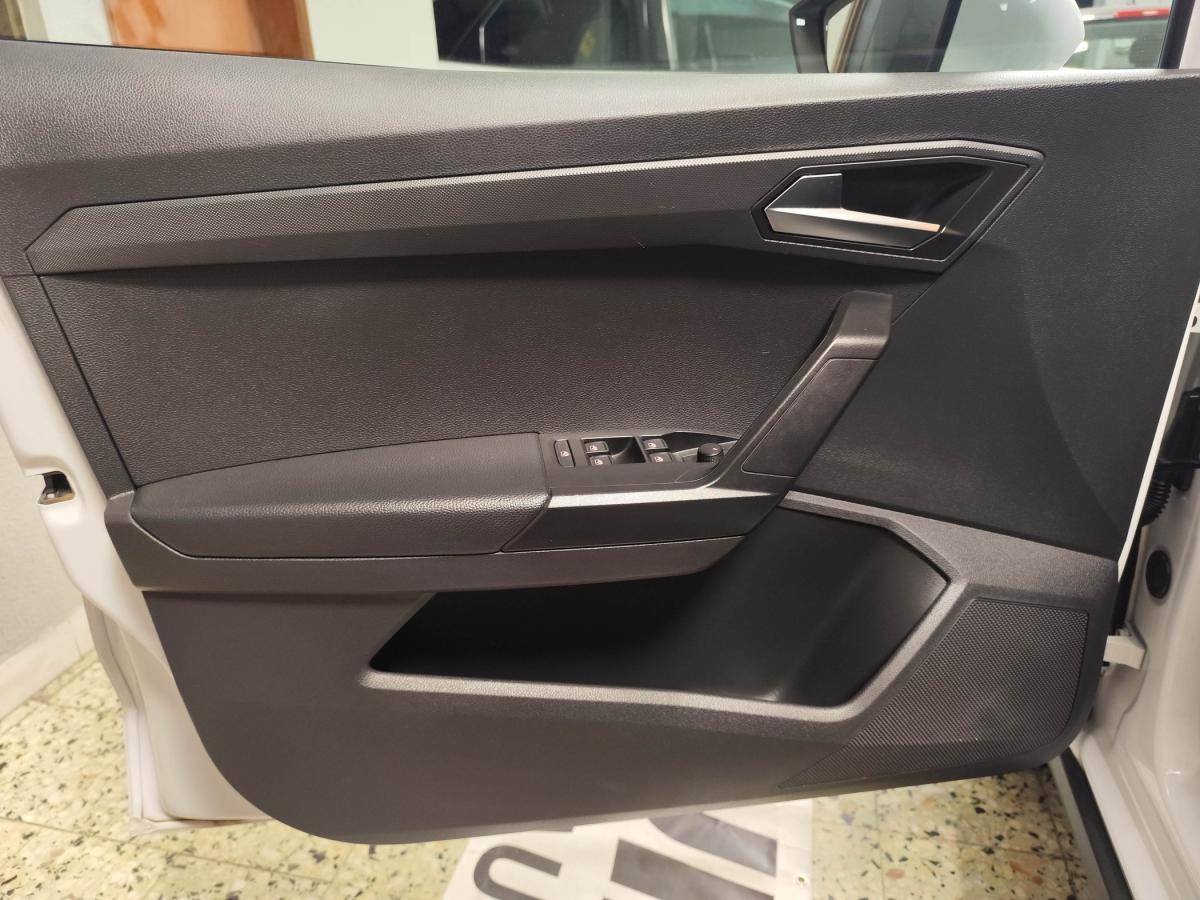 seat-arona-2022-gasolina-999cc