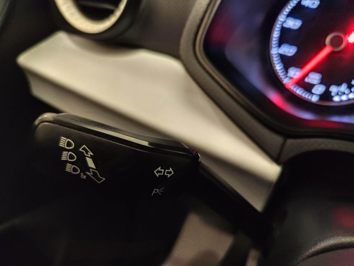 seat-arona-2022-gasolina-999cc