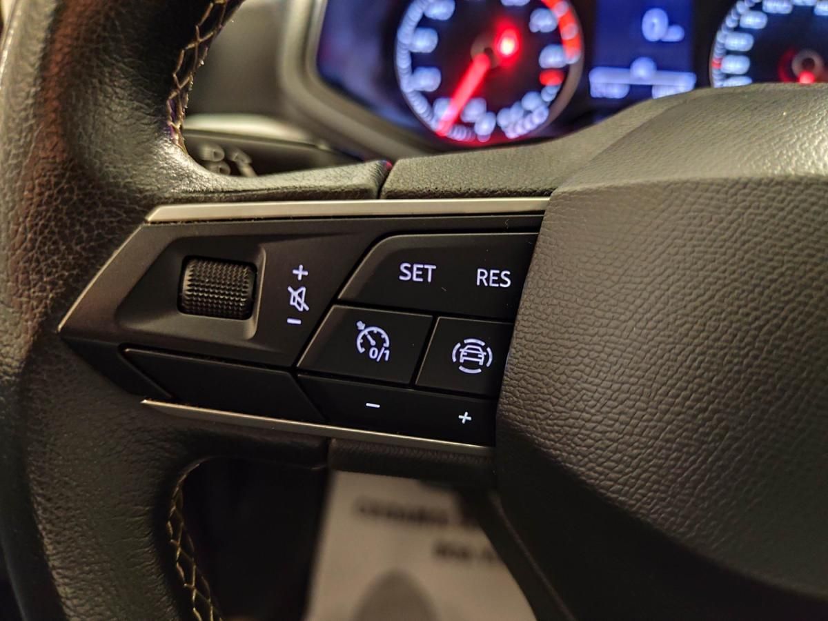 seat-arona-2022-gasolina-999cc