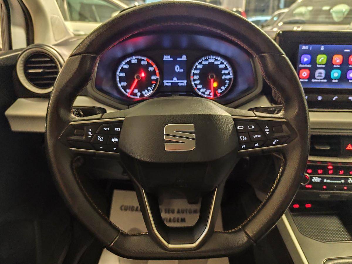 seat-arona-2022-gasolina-999cc