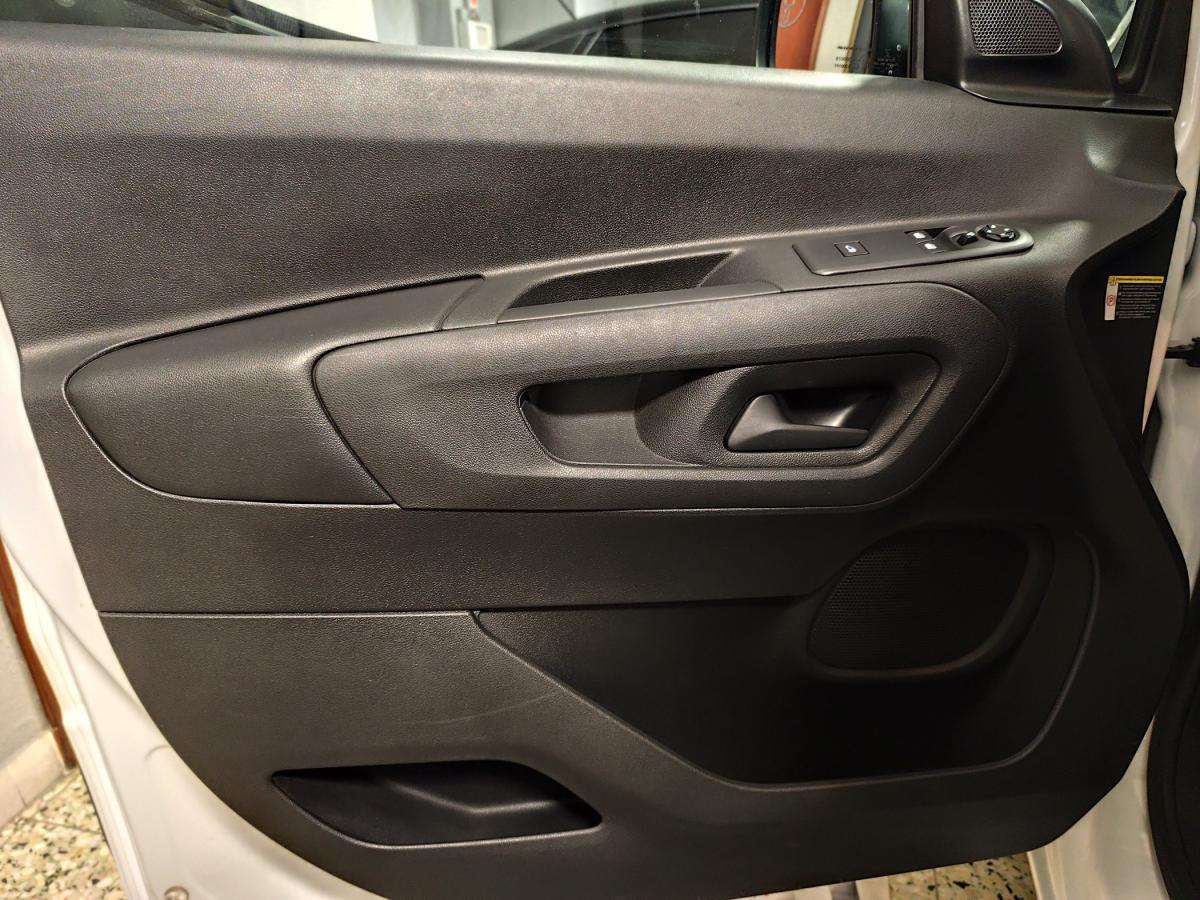 peugeot-partner-2021-diesel-1499cc