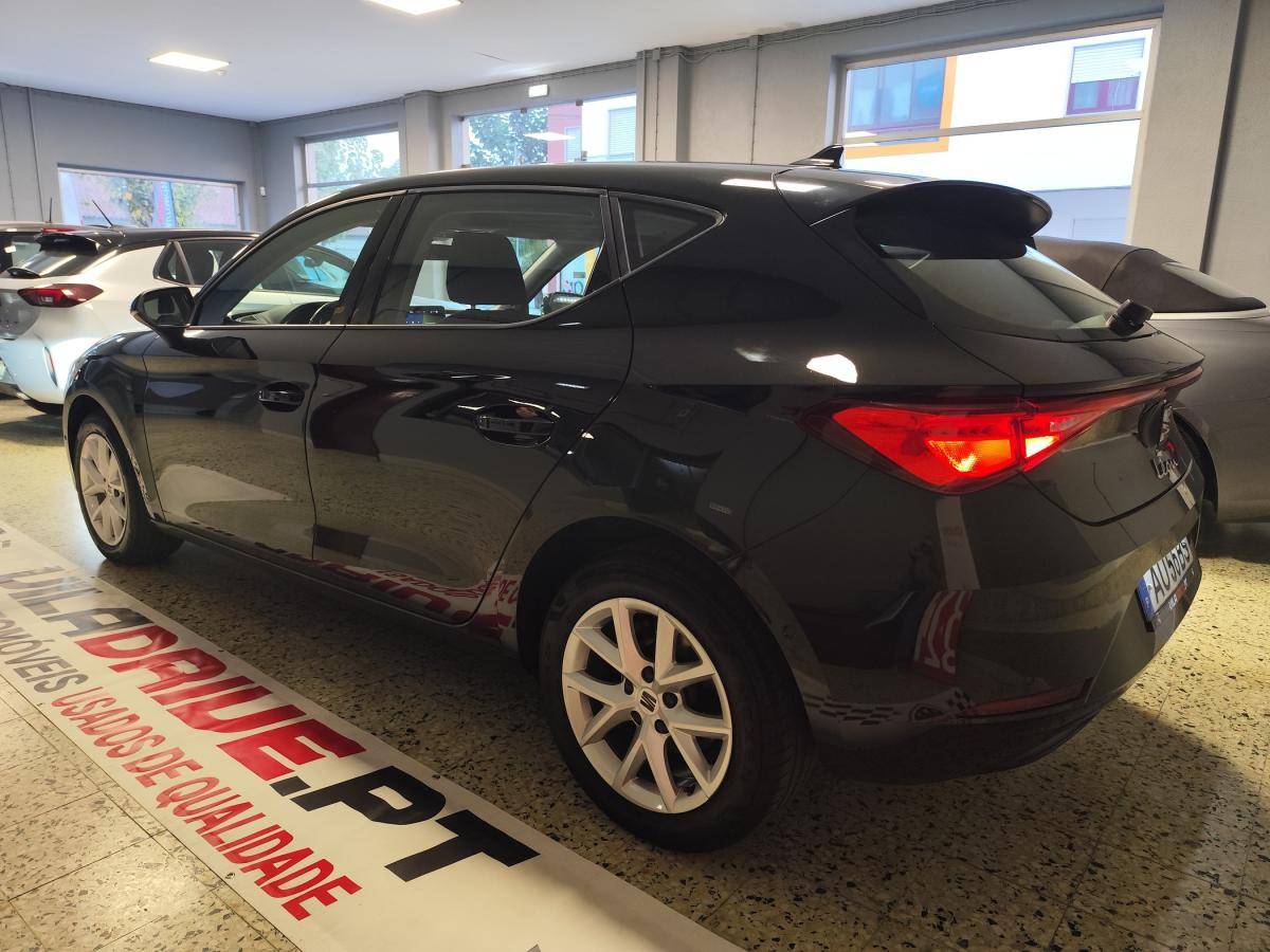 seat-leon-2022-diesel-1968cc