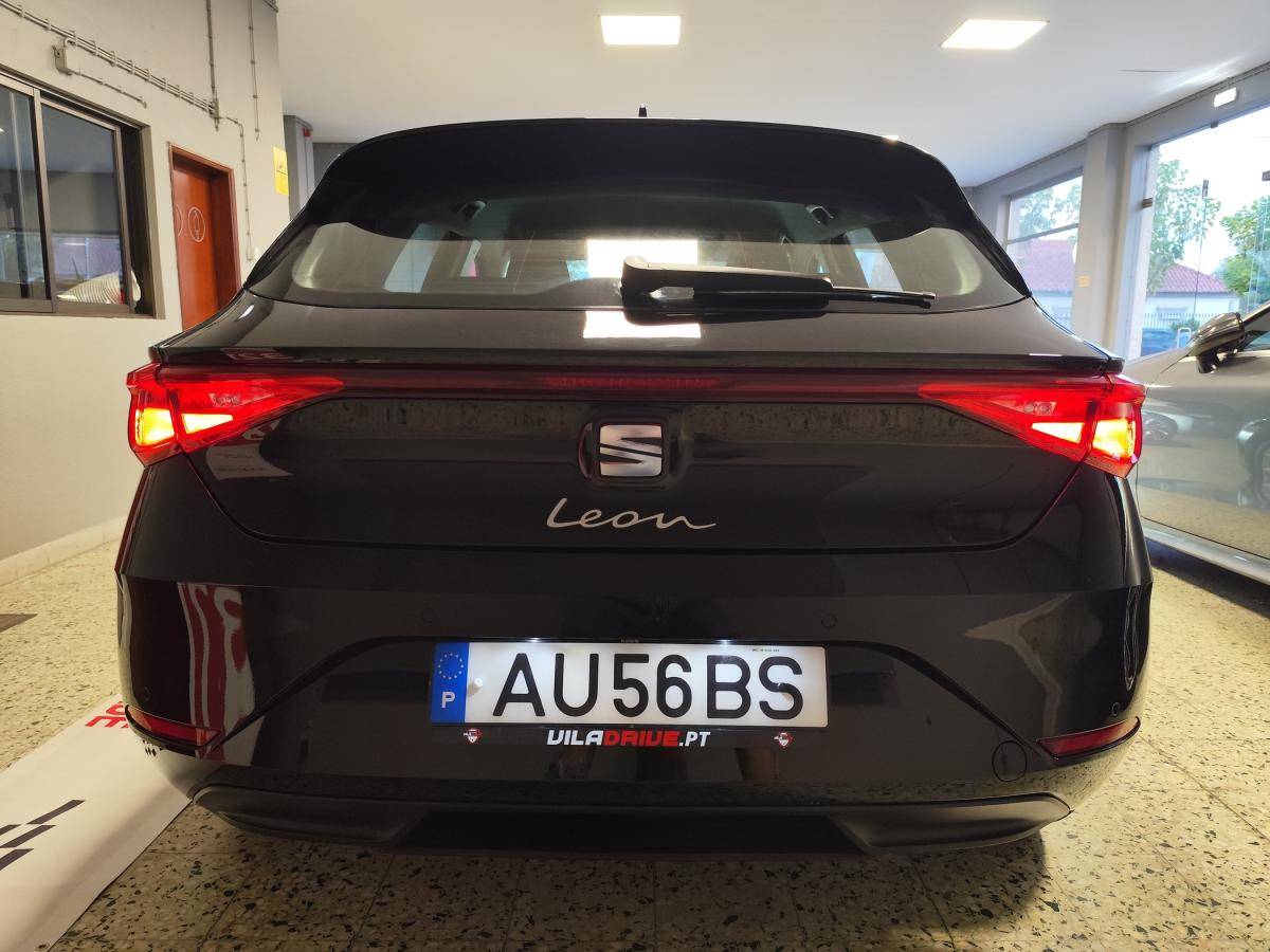 seat-leon-2022-diesel-1968cc