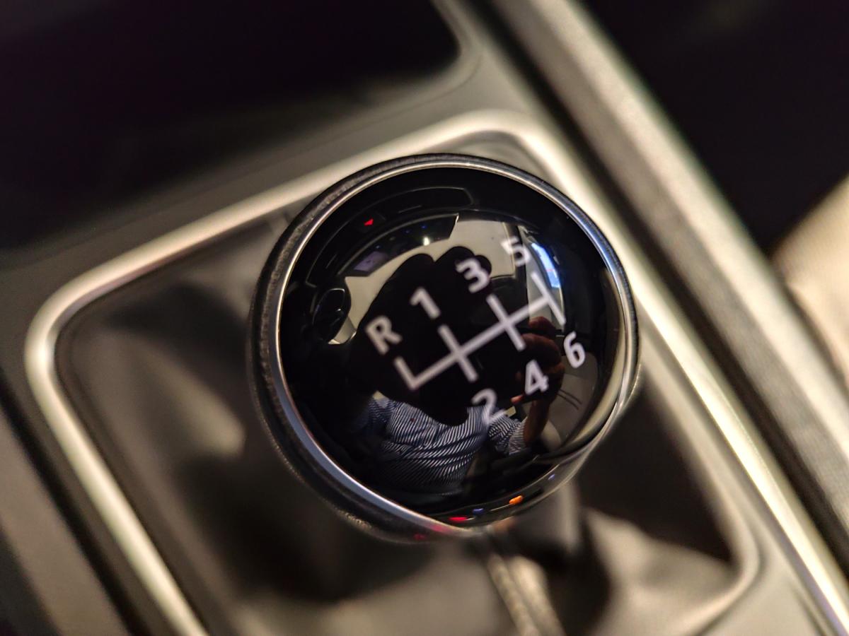 seat-leon-2022-diesel-1968cc