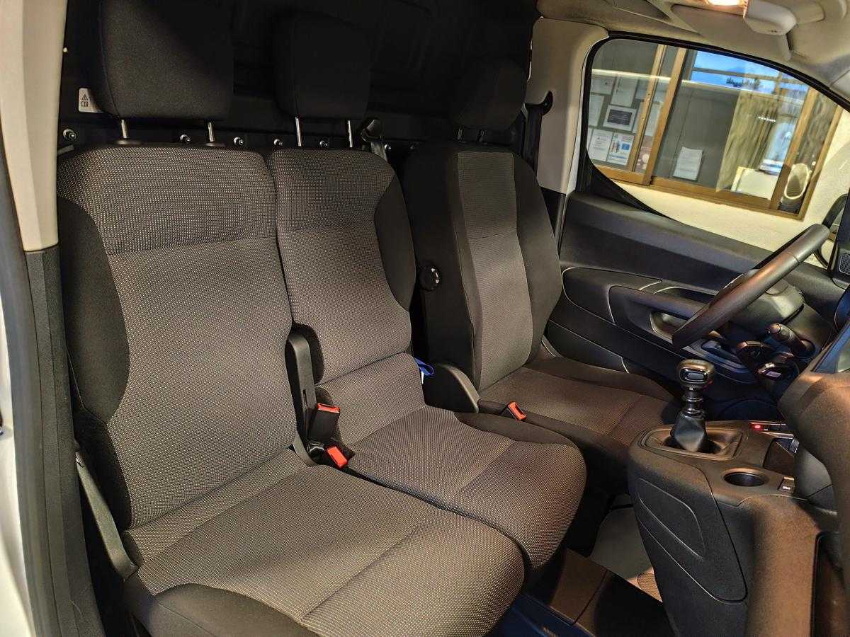 citroen-berlingo-2022-diesel-1499cc