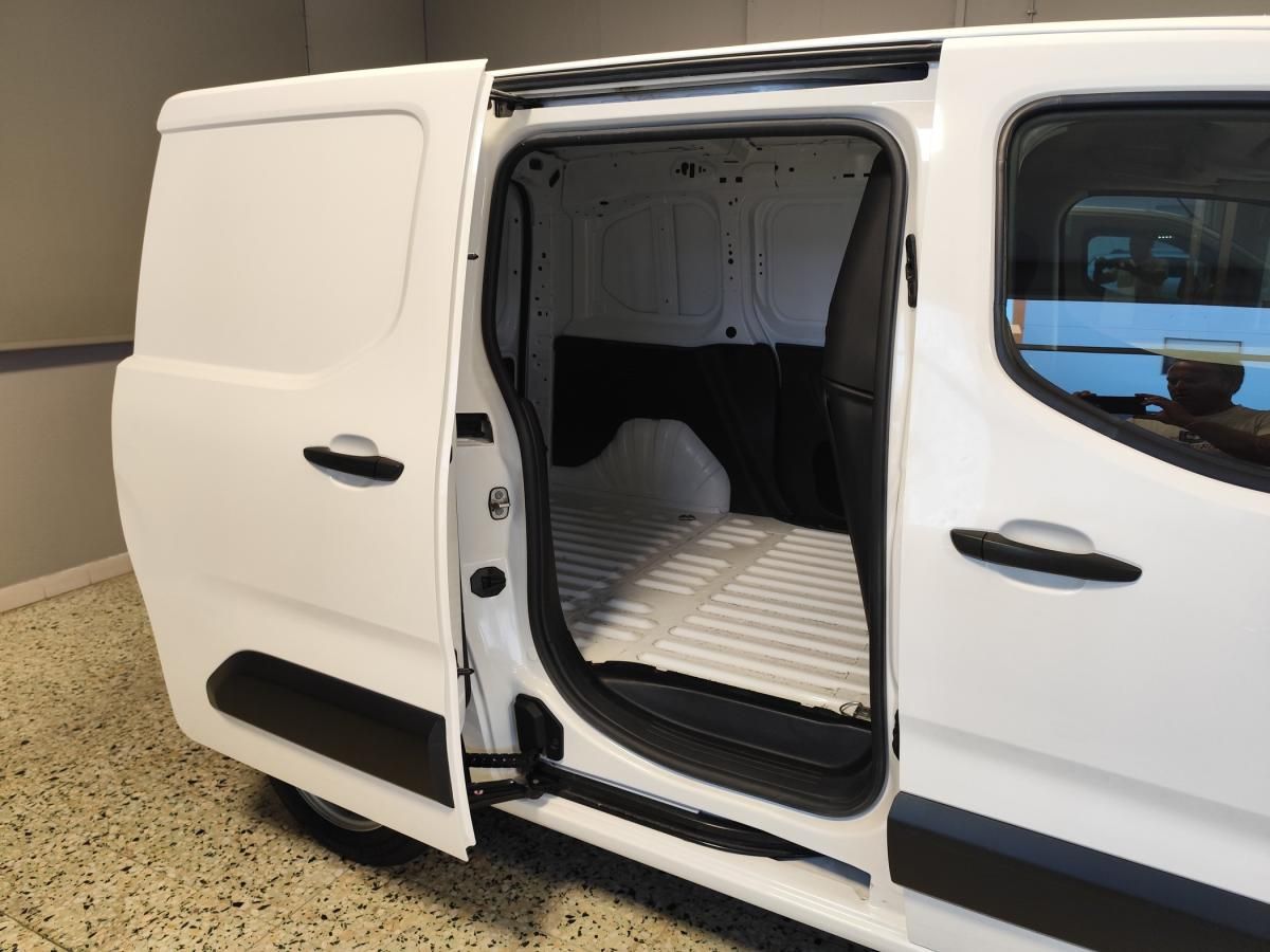citroen-berlingo-2022-diesel-1499cc
