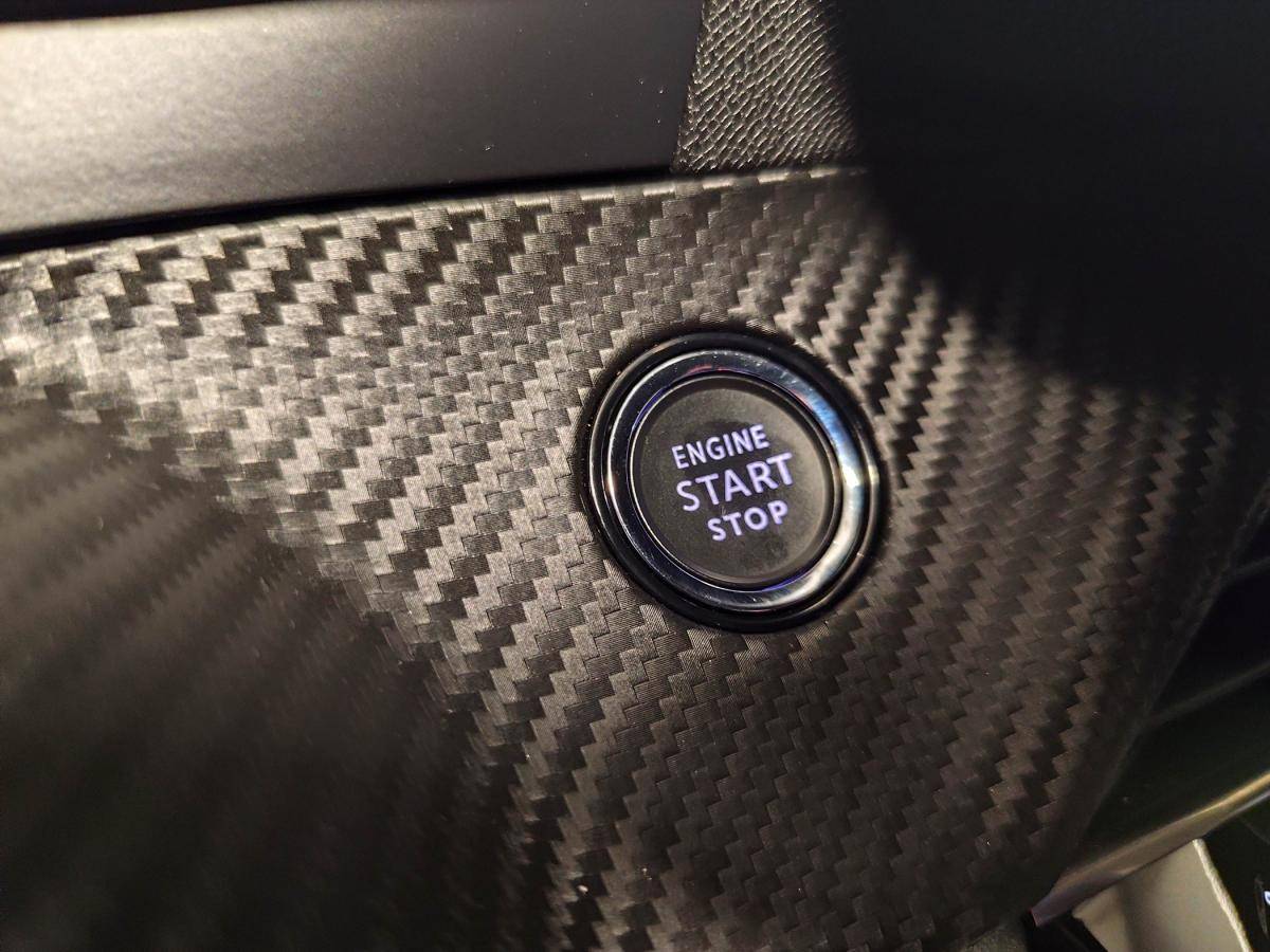 peugeot-2008-2024-gasolina-1199cc