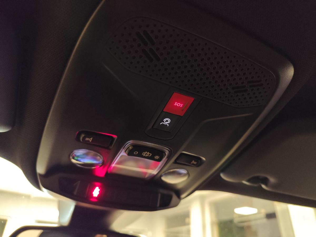 peugeot-2008-2024-gasolina-1199cc