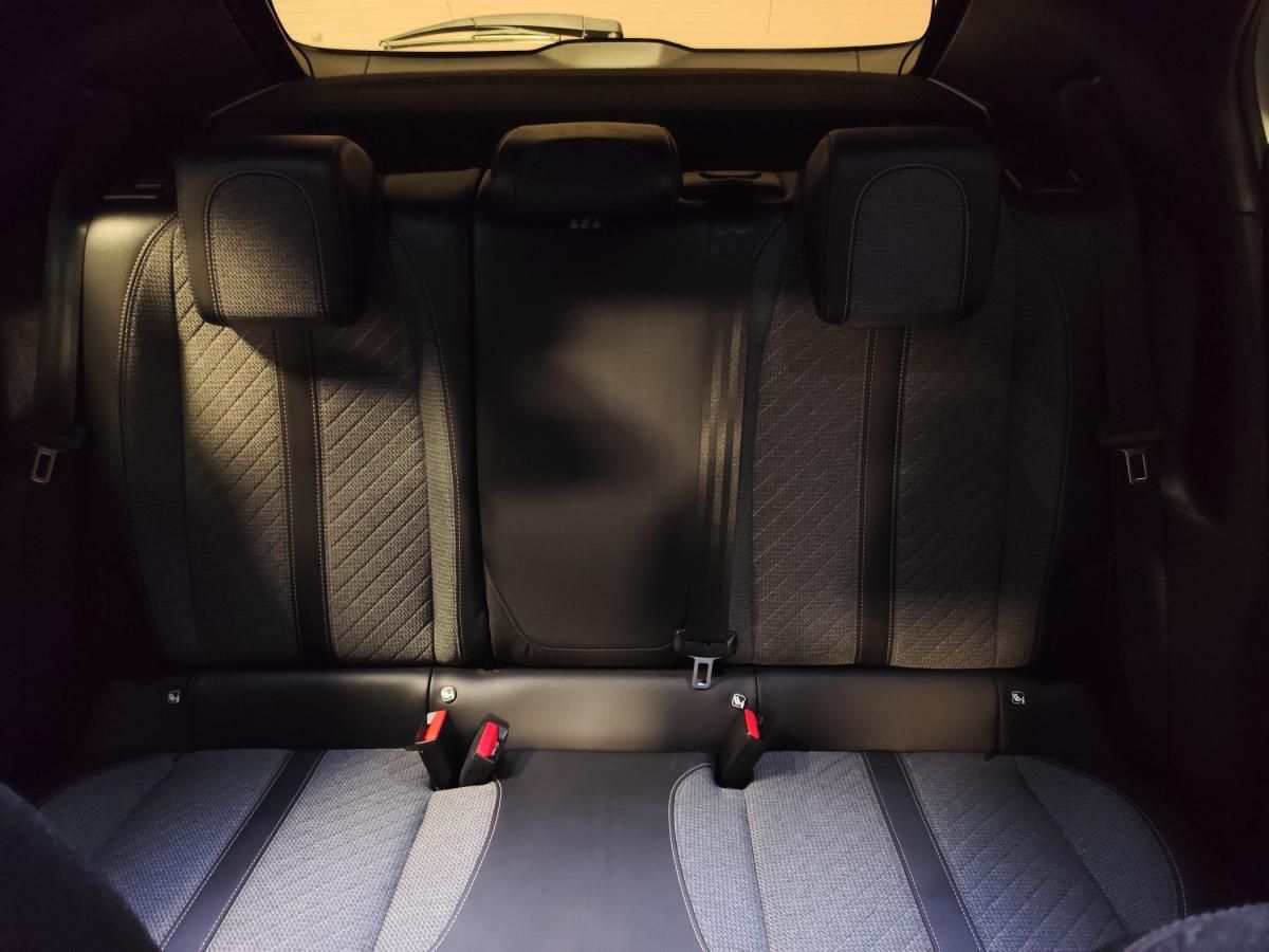 peugeot-2008-2024-gasolina-1199cc
