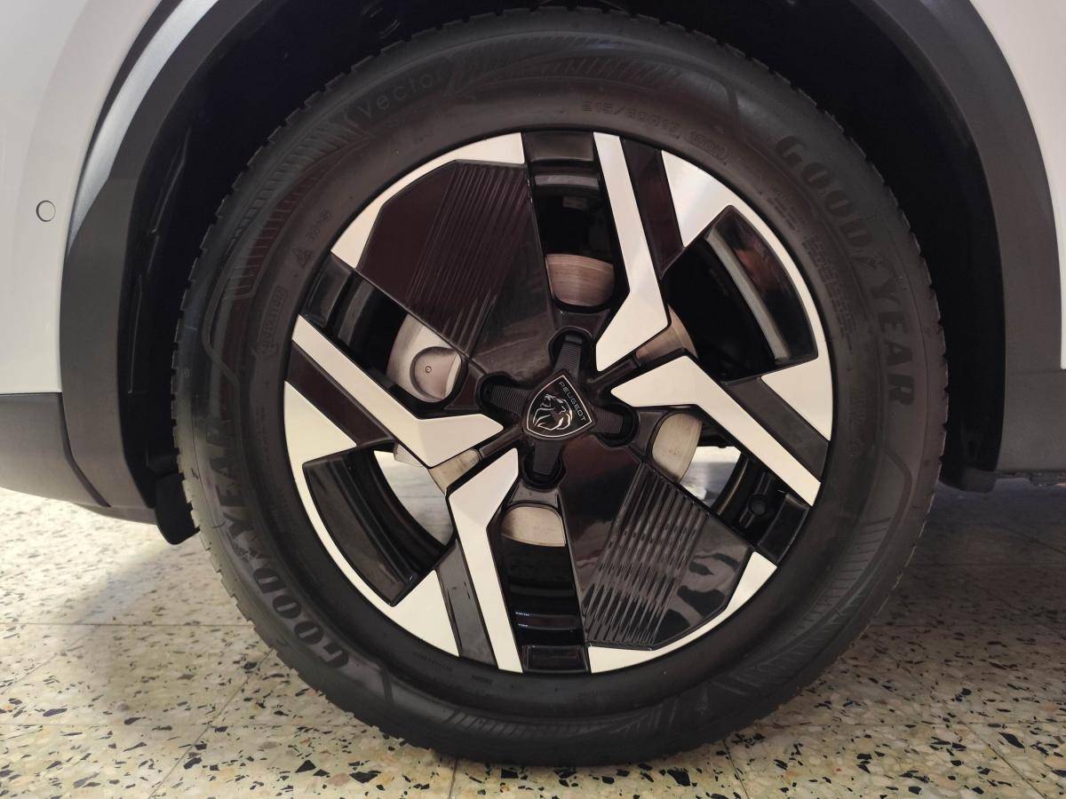 peugeot-2008-2024-gasolina-1199cc