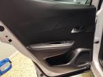 peugeot-2008-2024-gasolina-1199cc