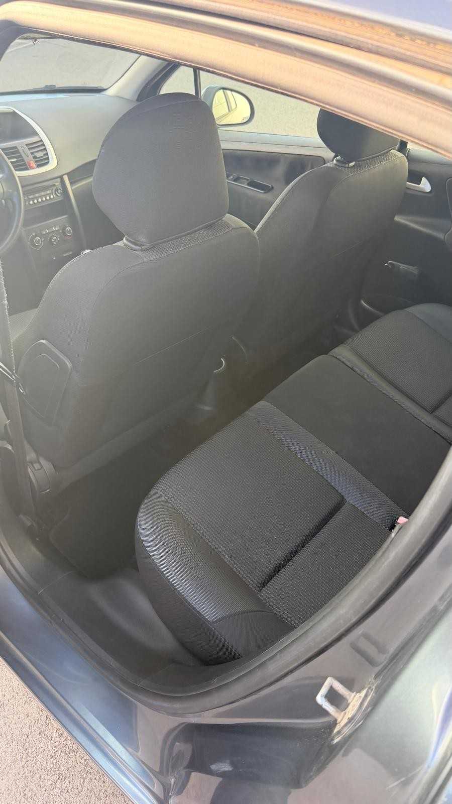 peugeot-207-2011-diesel-1560cc