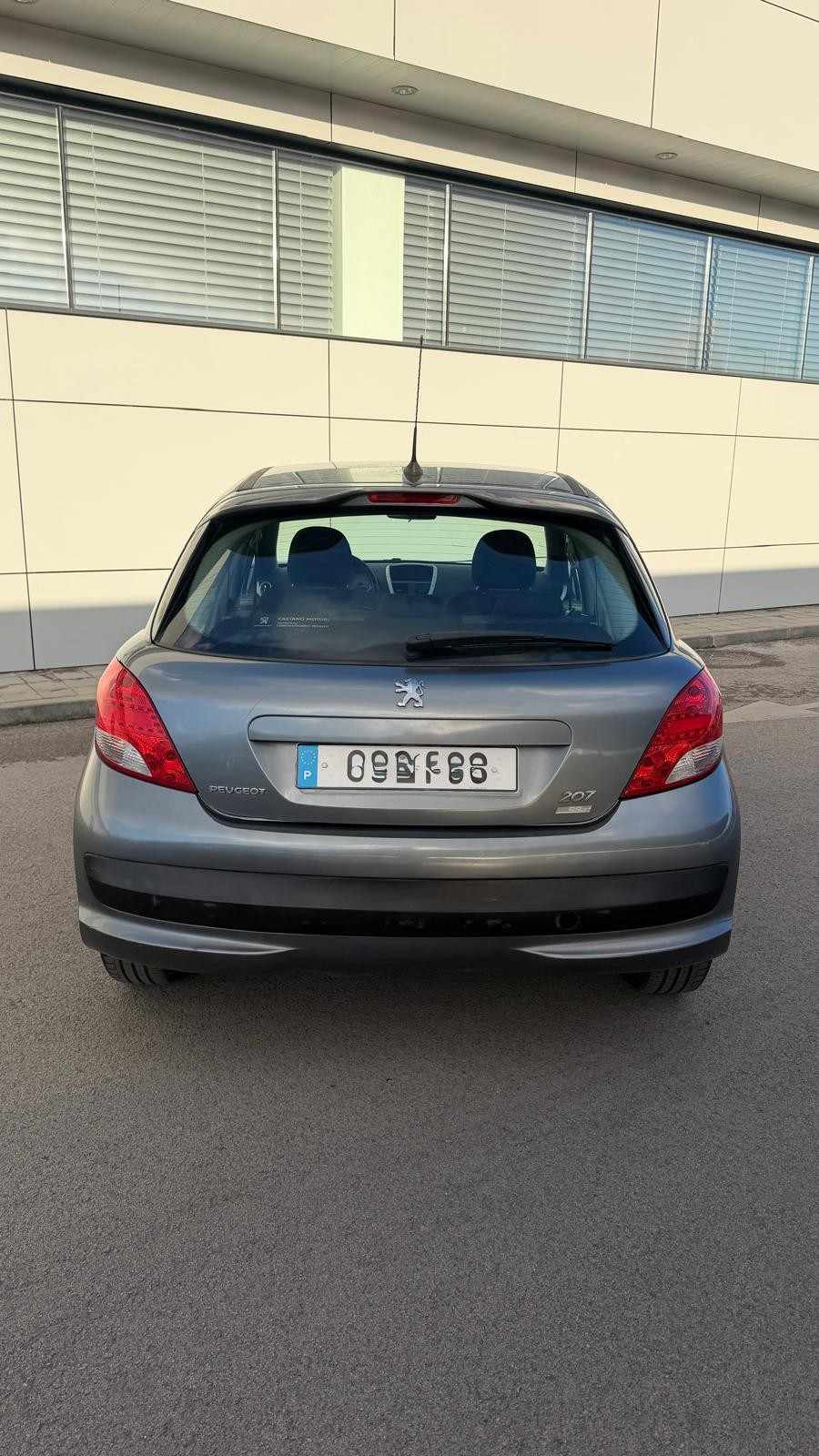 peugeot-207-2011-diesel-1560cc