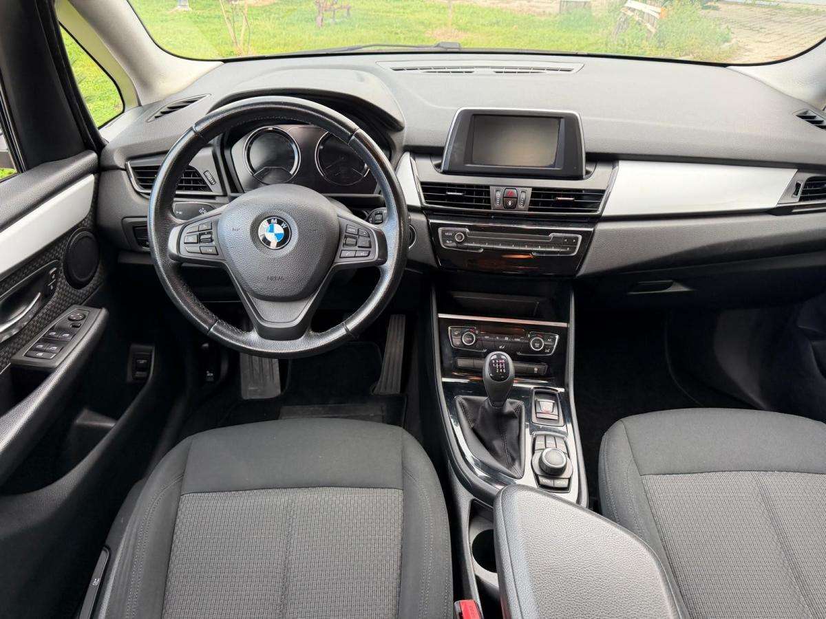 bmw-serie-2-2018-diesel-1496cc