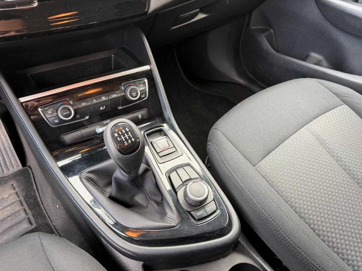 bmw-serie-2-2018-diesel-1496cc
