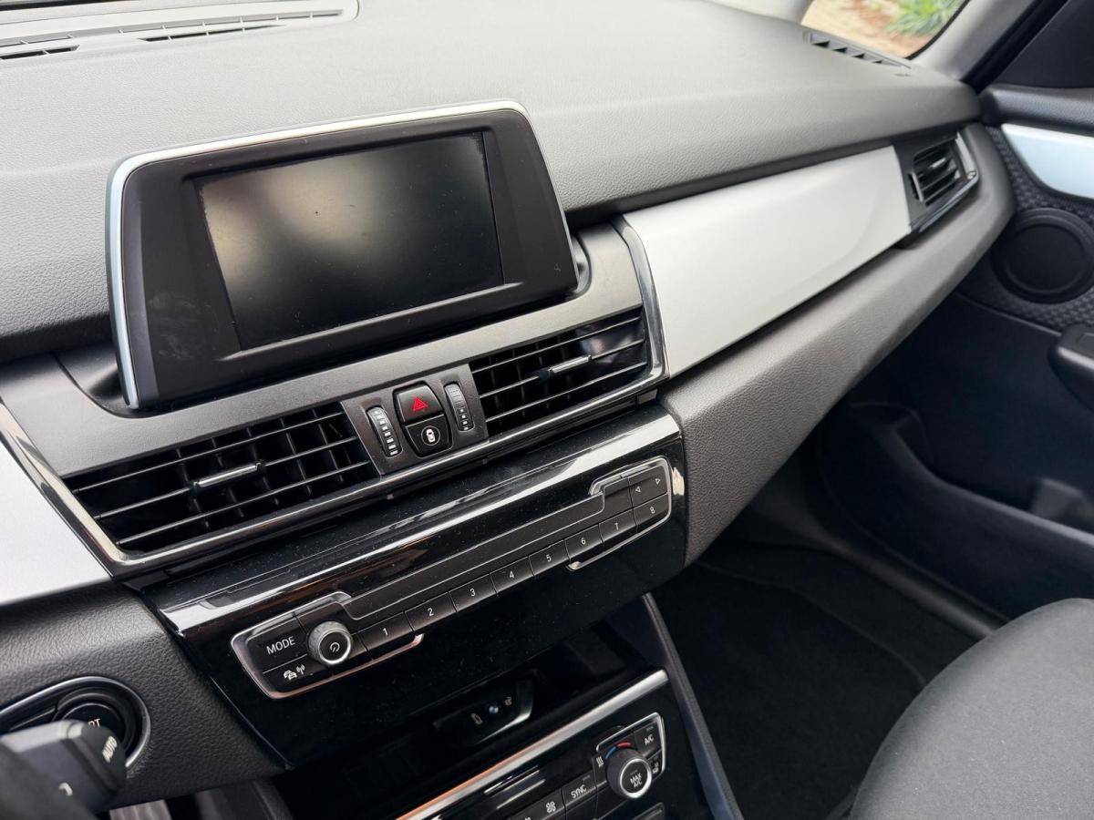 bmw-serie-2-2018-diesel-1496cc