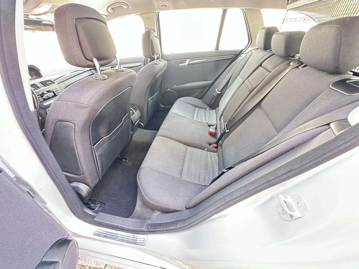 mercedes-benz-classe-c-2012-diesel-2143cc