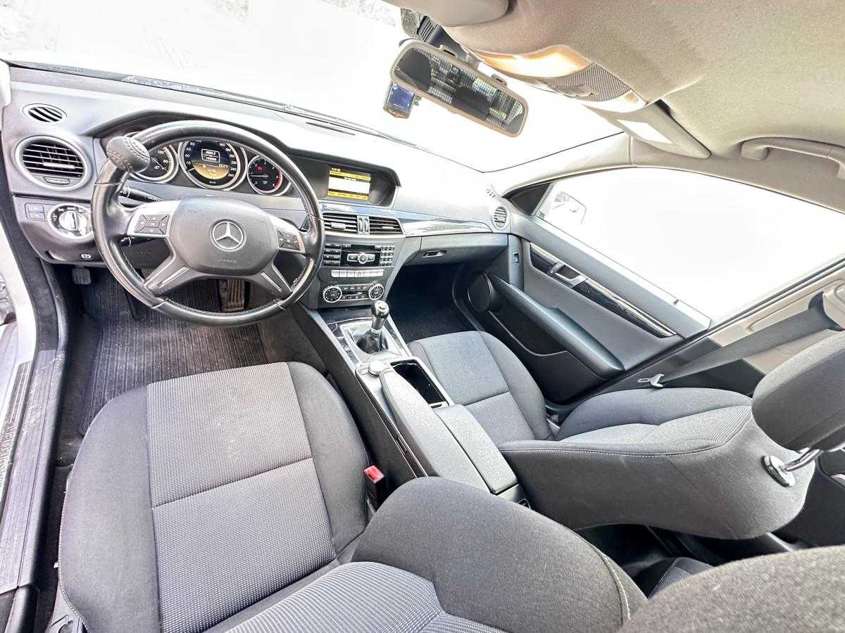 mercedes-benz-classe-c-2012-diesel-2143cc
