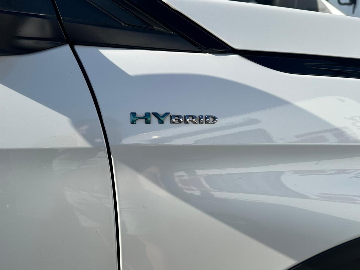 peugeot-3008-2023-hibrido-a-gasolina-1598cc