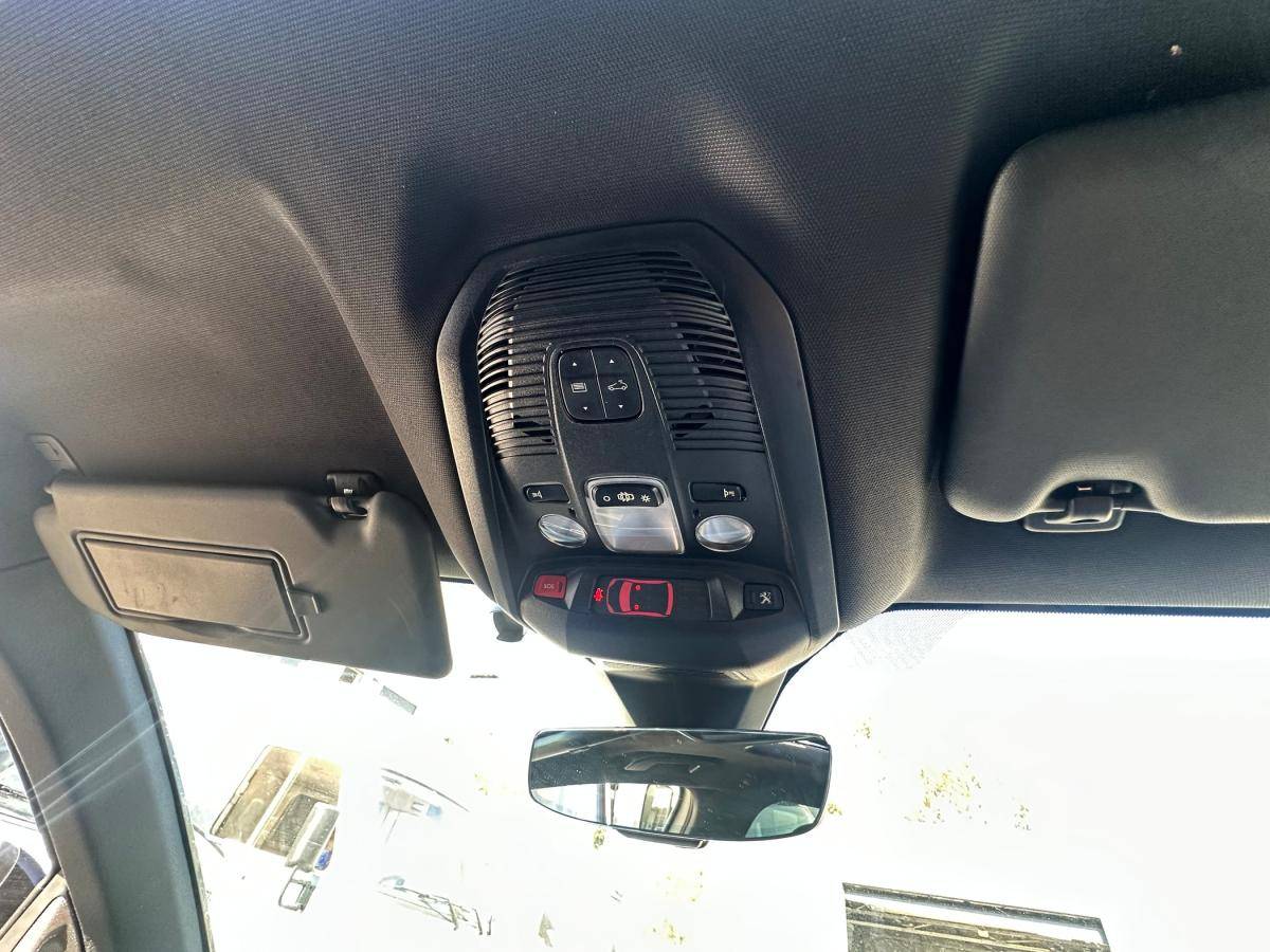 peugeot-3008-2023-hibrido-a-gasolina-1598cc