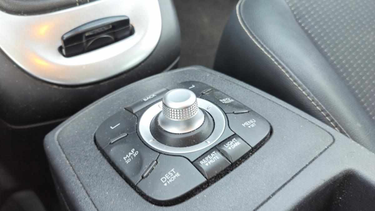 renault-scenic-1-6-dci-2014-diesel-1598cc