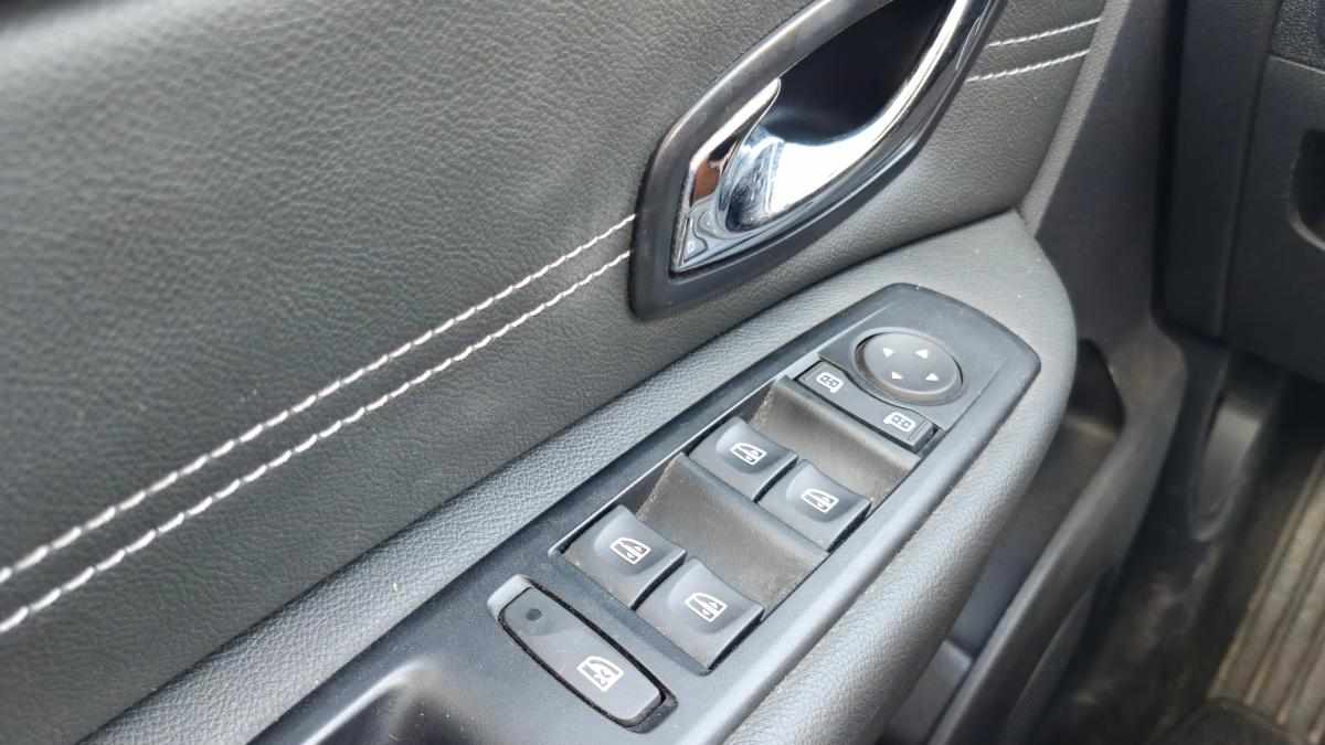 renault-scenic-1-6-dci-2014-diesel-1598cc