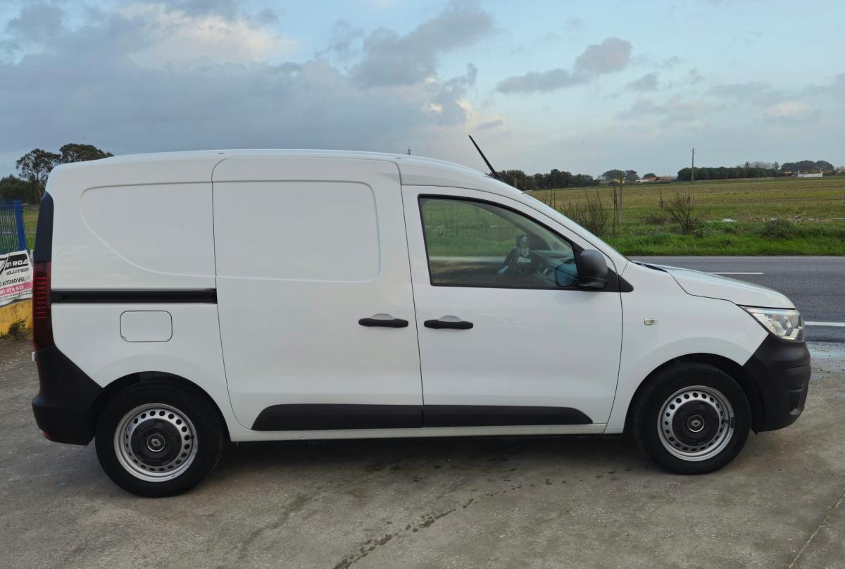 renault-express-2023-diesel-1461cc