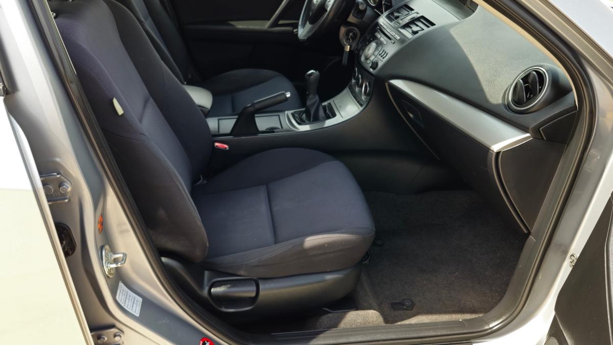 mazda-3-2012-diesel-1560cc