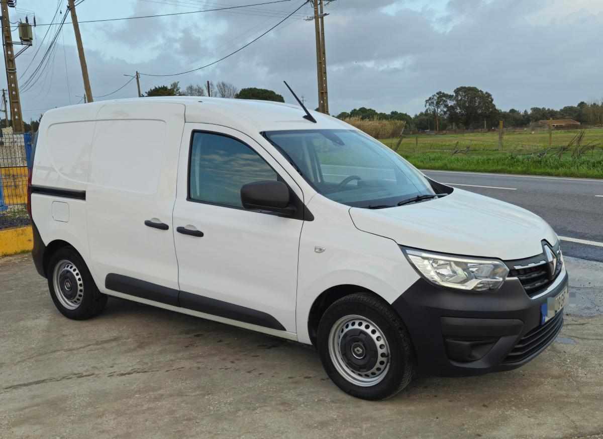 renault-express-1-5-95cv-2023-diesel-1461cc