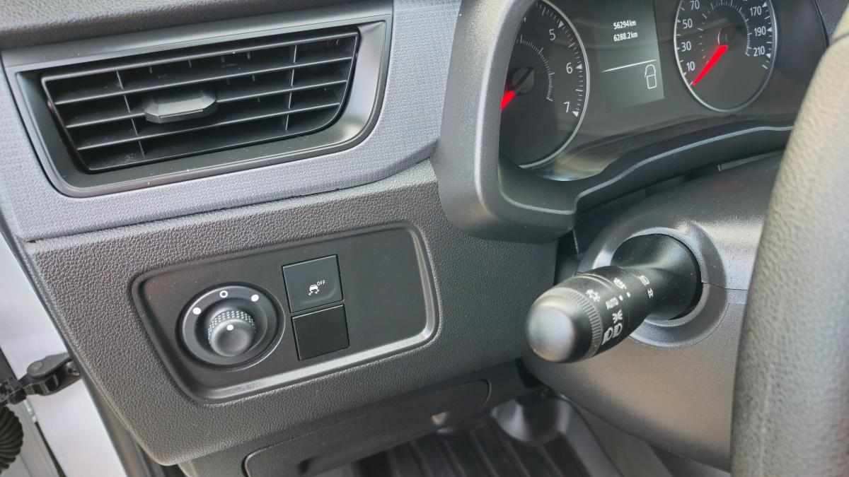 renault-express-1-5-95cv-2023-diesel-1461cc