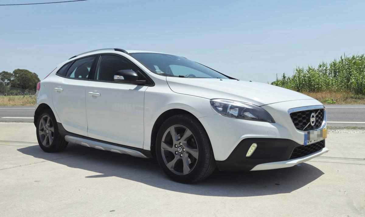 volvo-v40-1-6-d2-2013-diesel-1560cc
