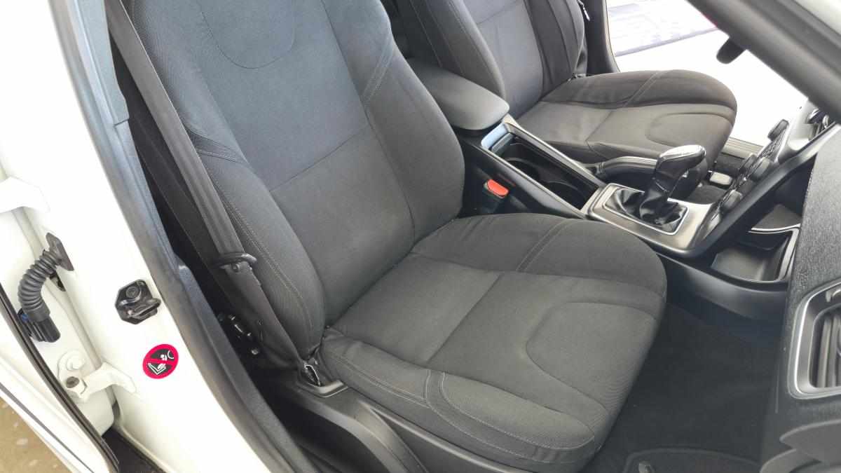 volvo-v40-1-6-d2-2013-diesel-1560cc