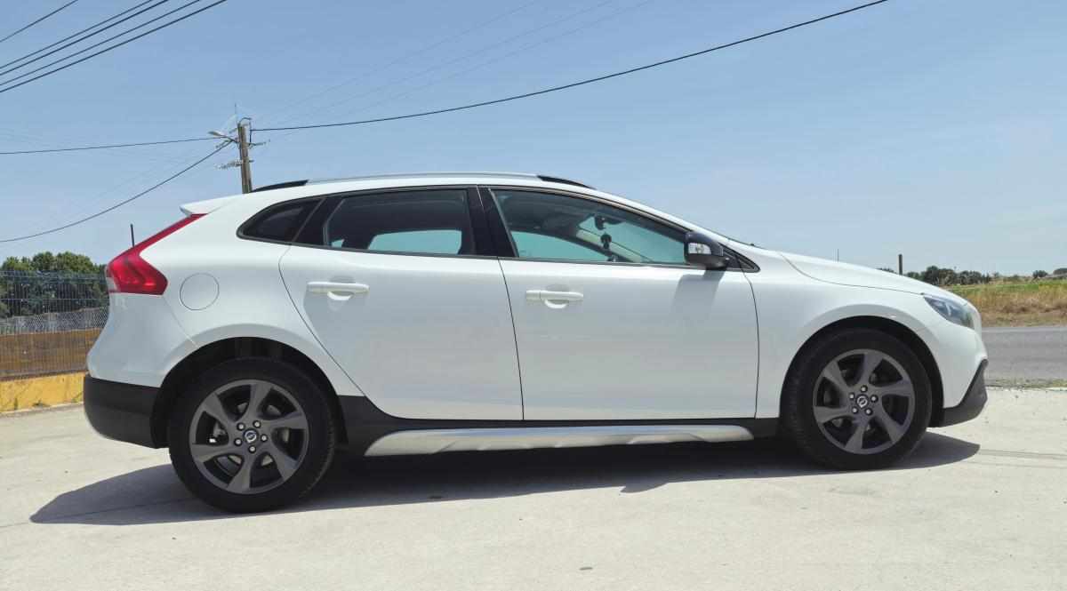 volvo-v40-1-6-d2-2013-diesel-1560cc