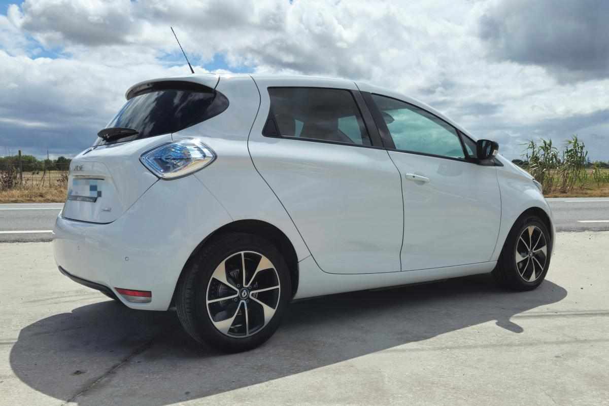 renault-zoe-r90-41-kwh-2017-eletrico