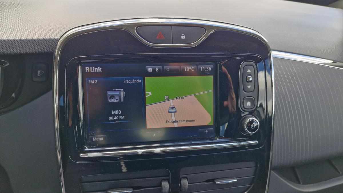 renault-zoe-r90-41-kwh-2017-eletrico