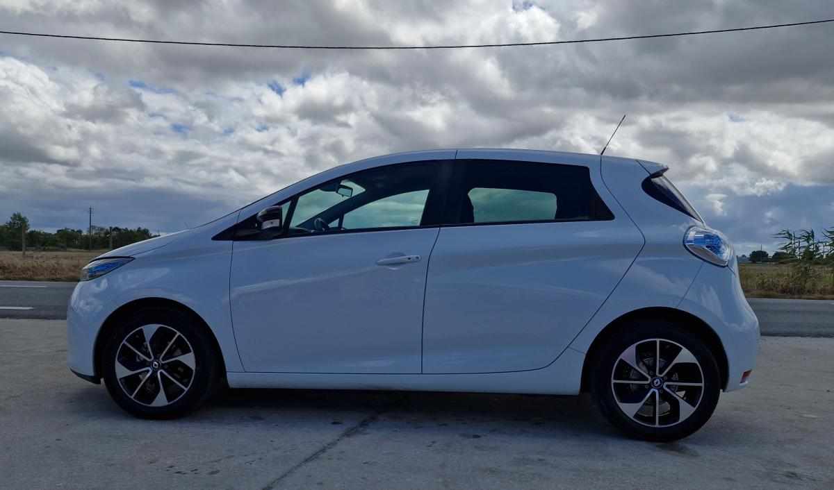 renault-zoe-r90-41-kwh-2017-eletrico
