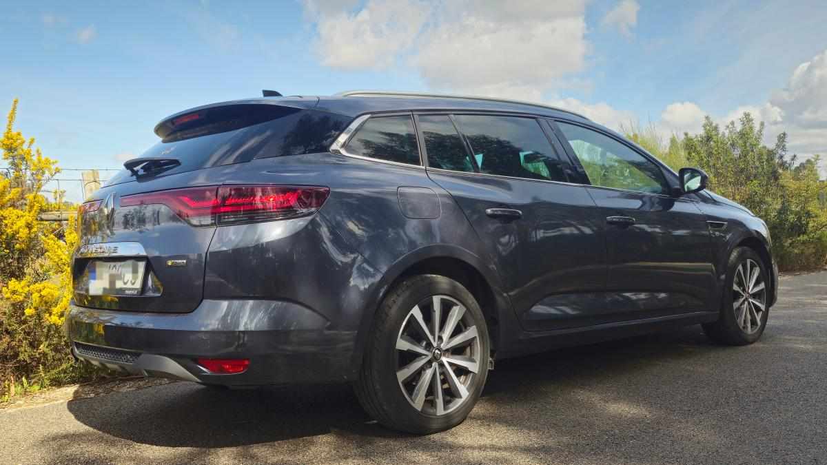 renault-megane-1-5-blue-dci-2021-diesel-1461cc
