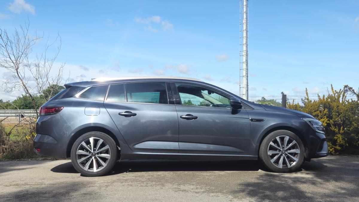 renault-megane-1-5-blue-dci-2021-diesel-1461cc