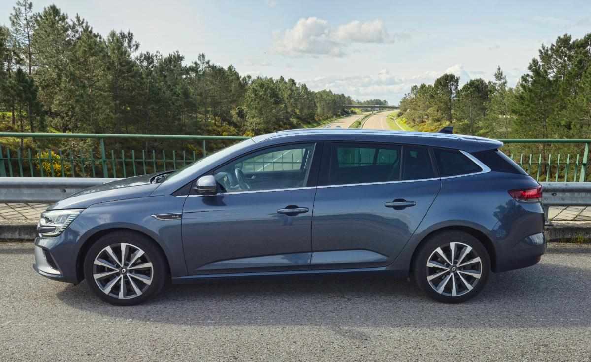 renault-megane-1-5-blue-dci-2021-diesel-1461cc