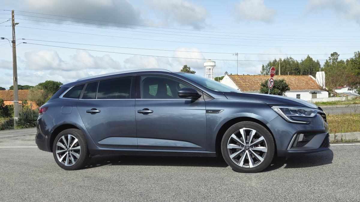 renault-megane-1-5-blue-dci-2021-diesel-1461cc