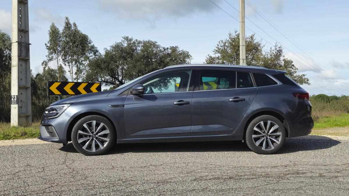 renault-megane-1-5-blue-dci-2021-diesel-1461cc