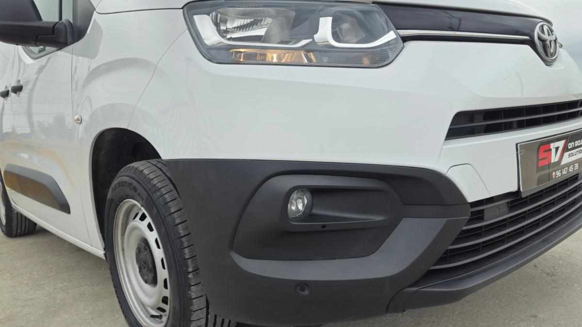 toyota-proace-city-1-5d-adblue-2023-diesel-1499cc