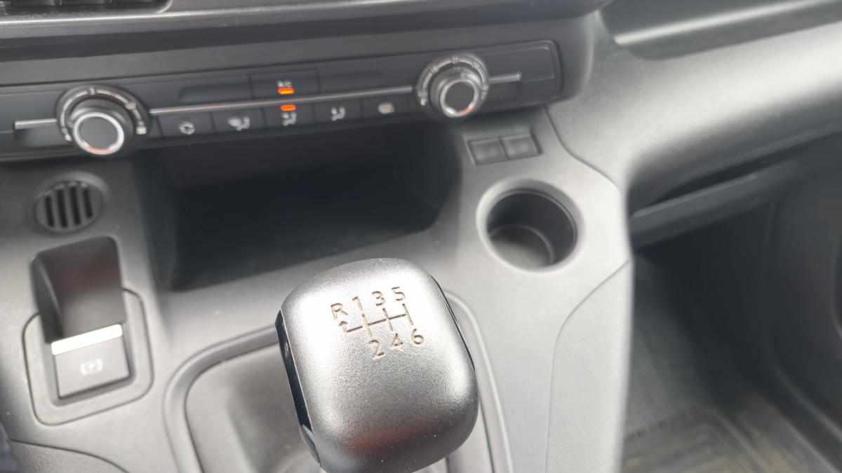 toyota-proace-city-1-5d-adblue-2023-diesel-1499cc