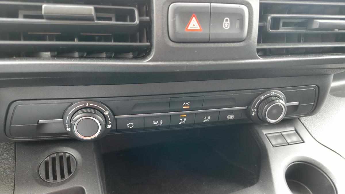 toyota-proace-city-1-5d-adblue-2023-diesel-1499cc