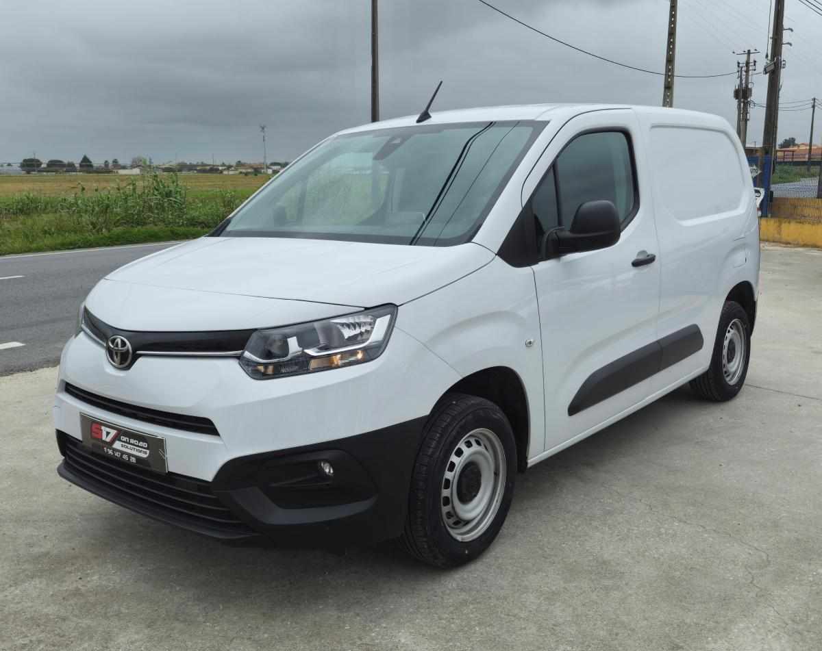 toyota-proace-city-1-5d-adblue-2023-diesel-1499cc