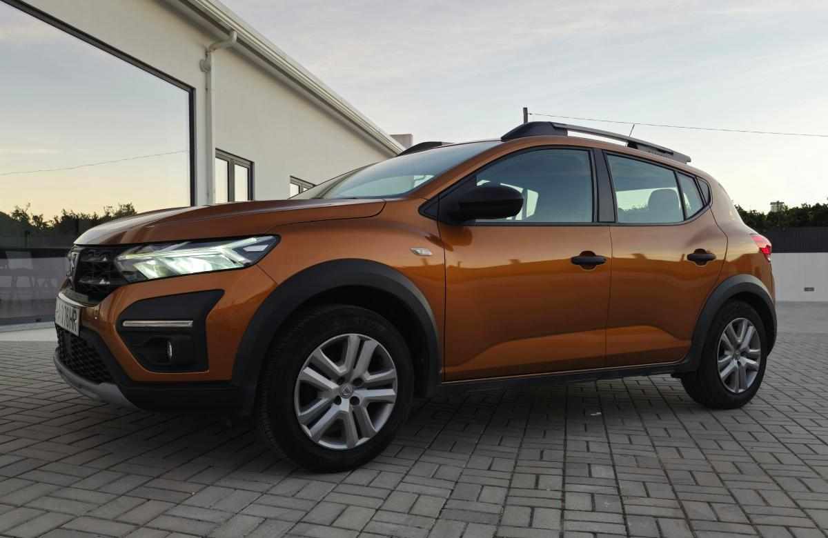dacia-sandero-1-0-tce-2022-gasolina-999cc