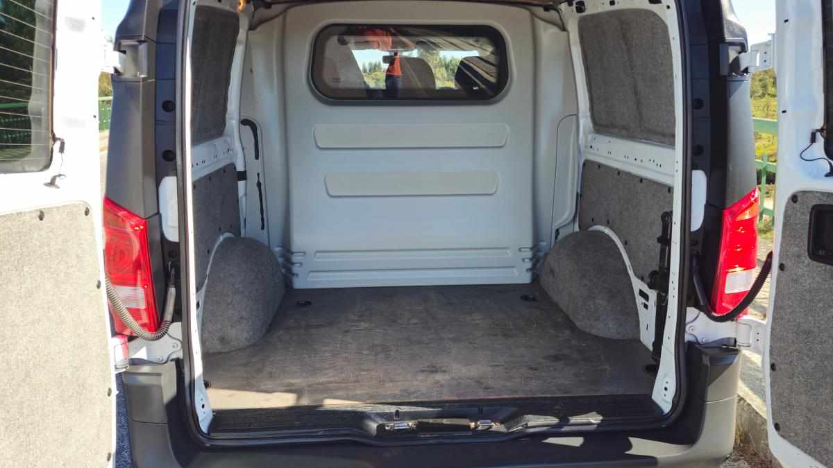 mercedes-benz-vito-116-cdi-2019-diesel-2143cc